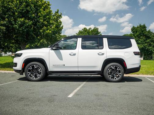 2025 Jeep Wagoneer Series II Overland