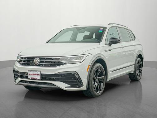 2023 Volkswagen Tiguan SE R-Line Black