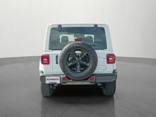 2022 Jeep Wrangler Unlimited Sahara Altitude