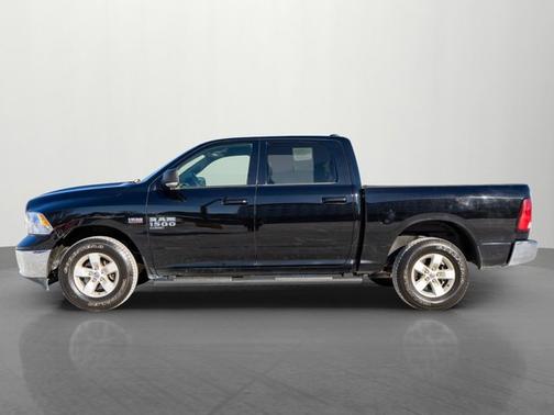 2022 RAM 1500 SLT