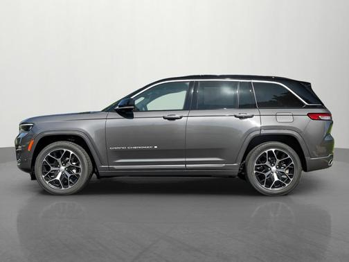 2025 Jeep Grand Cherokee Summit Reserve