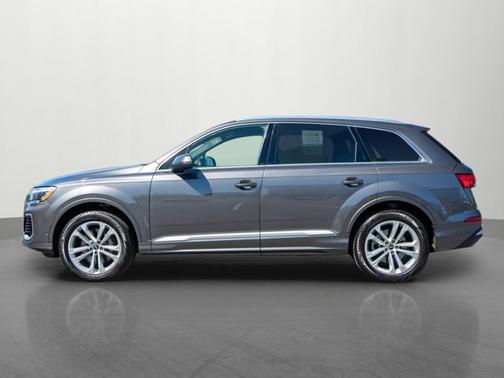 Samurai Gray Metallic 2025 Audi Q7 Premium Plus
