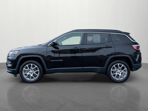 2023 Jeep Compass Latitude Lux