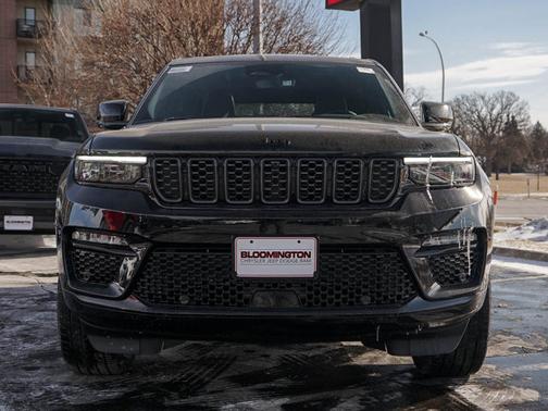 2025 Jeep Grand Cherokee Summit