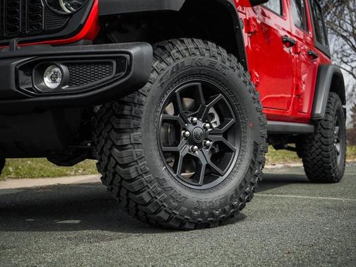 Firecracker Red Clearcoat 2026 Jeep Wrangler Willys