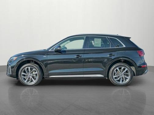2024 Audi Q5 S line Premium Plus