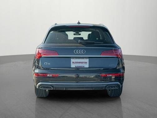 2024 Audi Q5 S line Premium Plus
