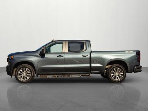 Shadow Gray Metallic 2021 Chevrolet Silverado 1500 RST