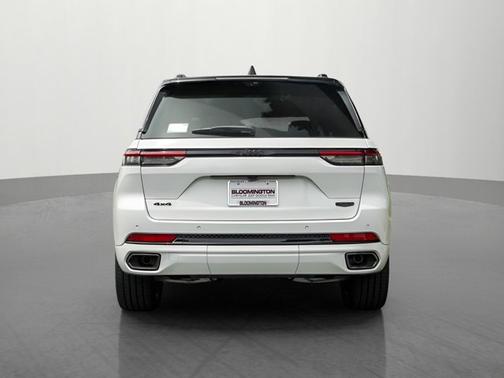 2025 Jeep Grand Cherokee Summit Reserve