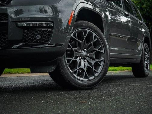 2025 Jeep Grand Cherokee L Summit Reserve