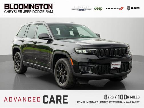 Diamond Black Crystal Pearlcoat 2024 Jeep Grand Cherokee Altitude X