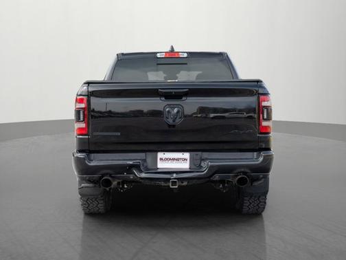 Diamond Black Crystal Pearlcoat 2019 RAM 1500 Big Horn