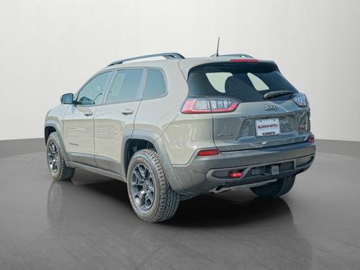 2022 Jeep Cherokee Trailhawk