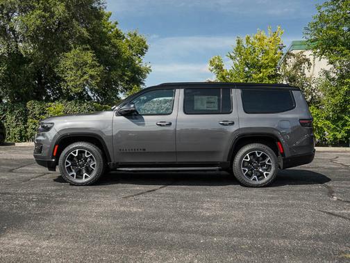 2025 Jeep Wagoneer Series II Overland