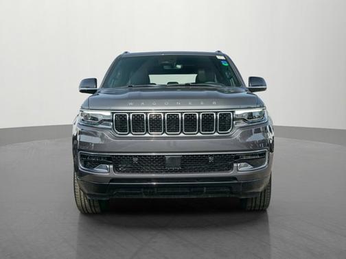 2024 Jeep Wagoneer Base