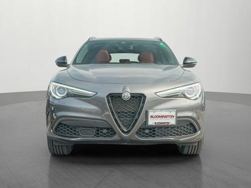 2022 Alfa Romeo Stelvio Veloce