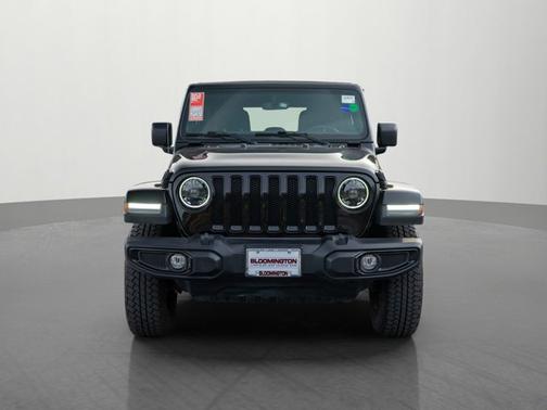 2023 Jeep Wrangler Sahara Altitude