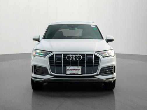 2020 Audi Q7 Premium Plus