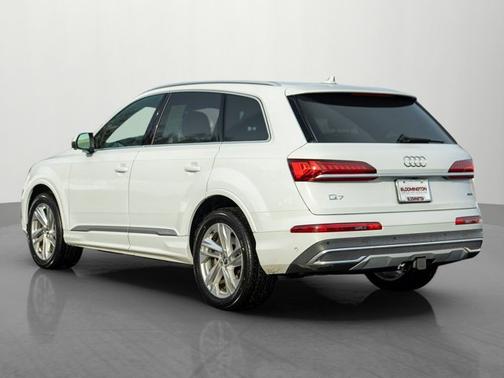 2020 Audi Q7 Premium Plus