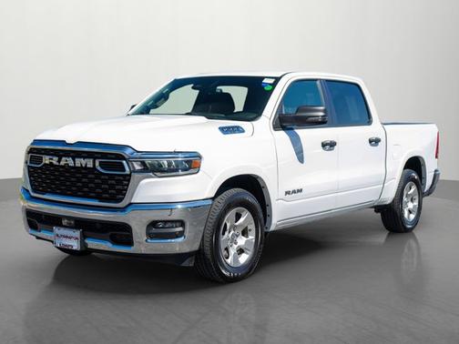 Bright White Clearcoat 2025 RAM 1500 Big Horn