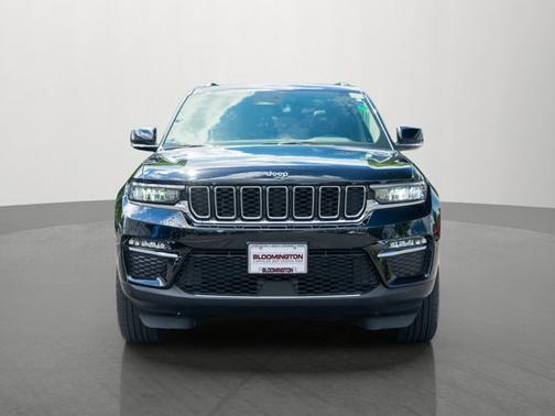 Diamond Black Crystal Pearlcoat 2023 Jeep Grand Cherokee 4xe