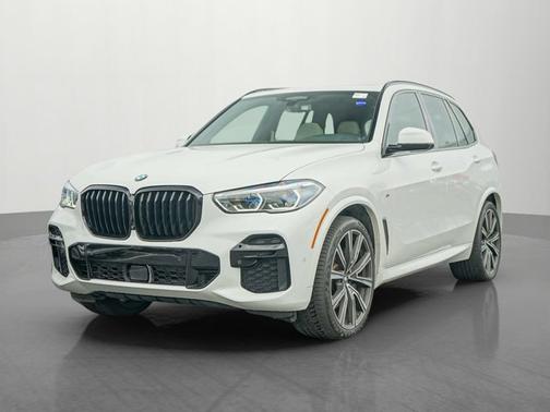 2022 BMW X5 M50i