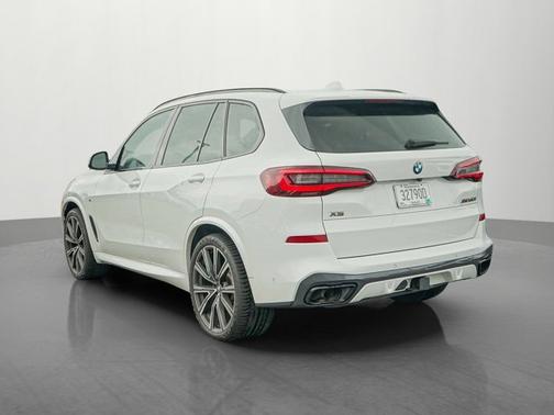 2022 BMW X5 M50i