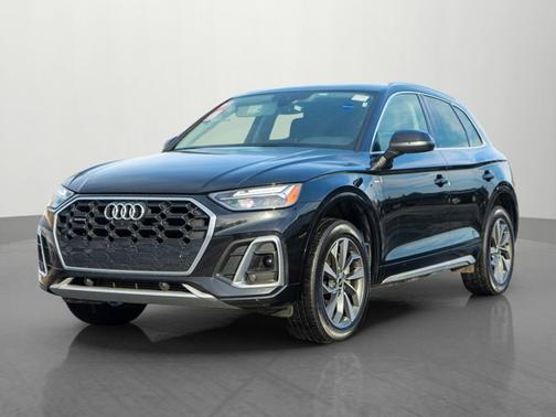 2024 Audi Q5 S line Premium Plus