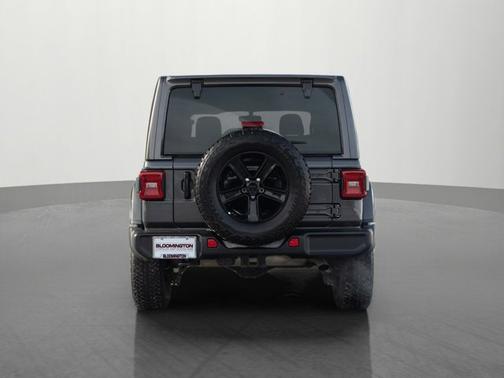 2022 Jeep Wrangler Unlimited Sahara Altitude