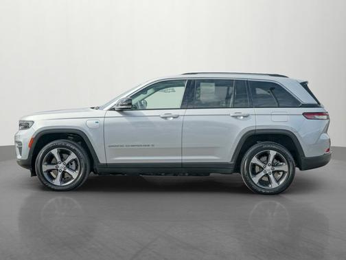 2022 Jeep Grand Cherokee 4xe