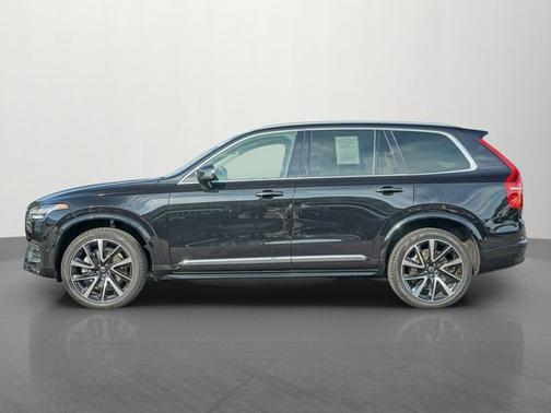 2023 Volvo XC90 Plus