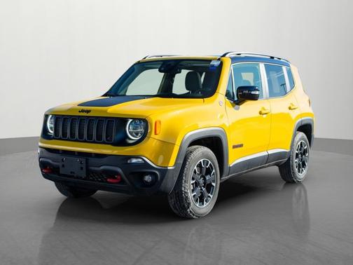 2023 Jeep Renegade Trailhawk