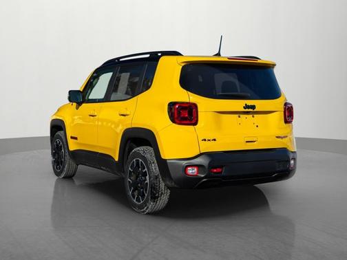 2023 Jeep Renegade Trailhawk
