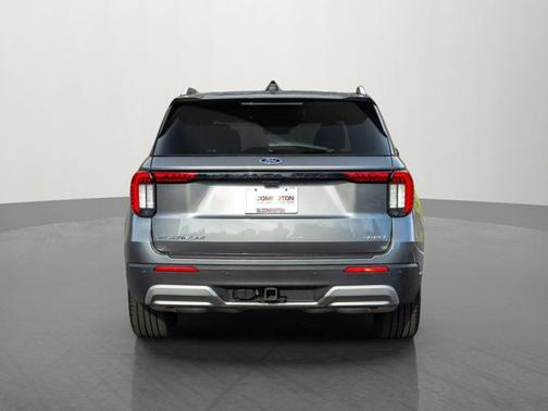 Gray Metallic 2025 Ford Explorer Platinum