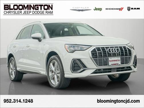 2022 Audi Q3 S line Premium