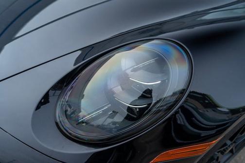 2025 Porsche 911 4 GTS