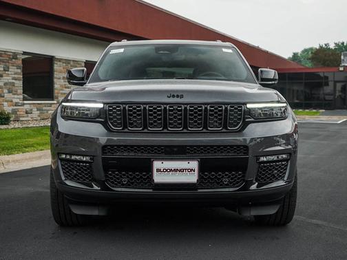 2025 Jeep Grand Cherokee L Summit