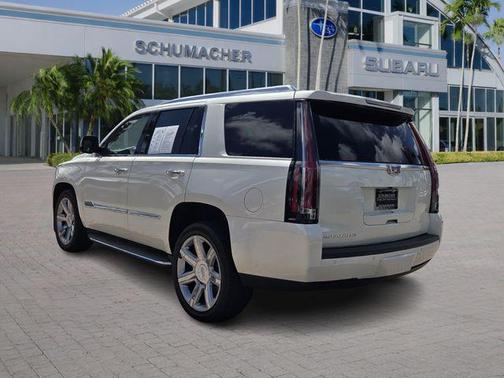 2015 Cadillac Escalade Luxury