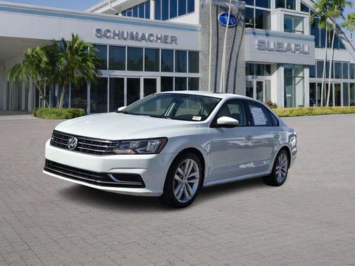 2019 Volkswagen Passat 2.0T Wolfsburg Edition