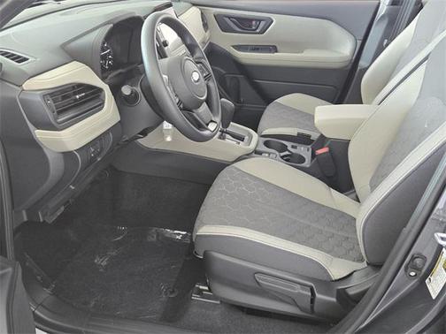 2025 Subaru Forester Base