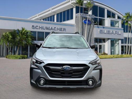 Ice Silver Metallic 2025 Subaru Outback Onyx Edition