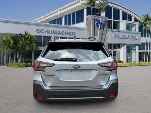 Ice Silver Metallic 2025 Subaru Outback Onyx Edition