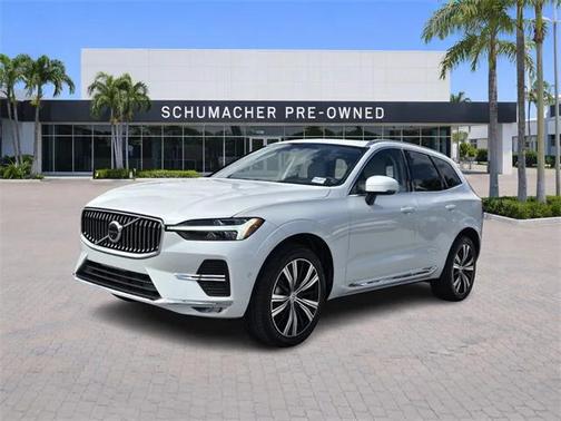 2023 Volvo XC60 B5 Plus Bright Theme