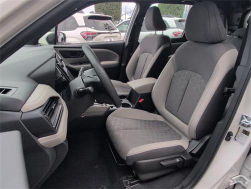 2025 Subaru Forester Base
