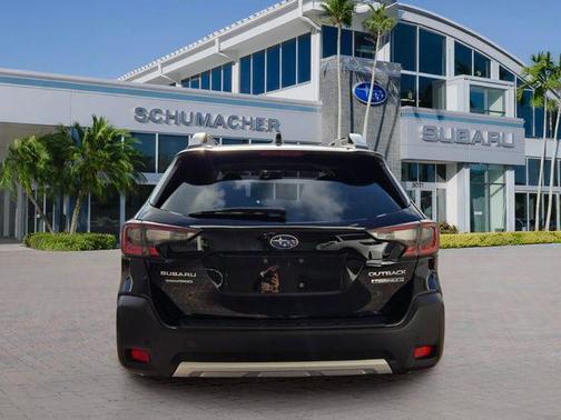 Crystal Black Silica 2023 Subaru Outback Touring XT
