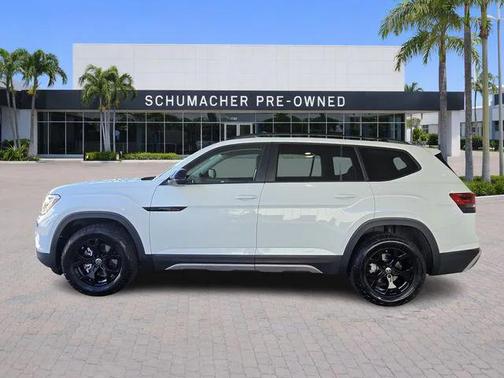 2025 Volkswagen Atlas 2.0T Peak Edition
