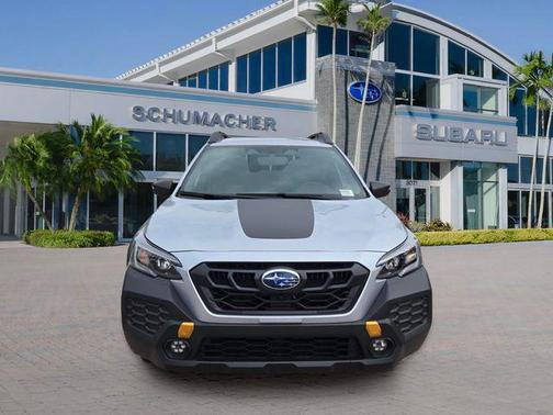 Ice Silver Metallic 2025 Subaru Outback Wilderness