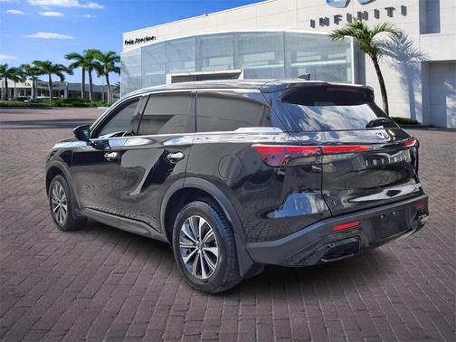 2023 INFINITI QX60 Pure