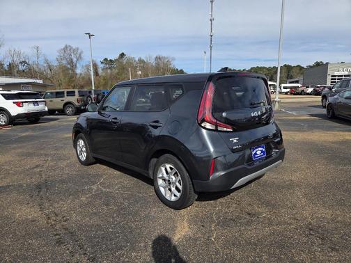 2024 Kia Soul LX