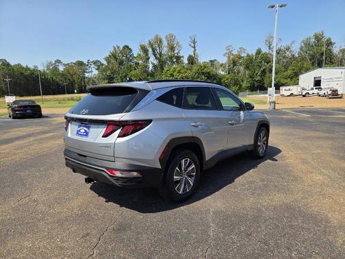 2024 Hyundai TUCSON Hybrid Blue